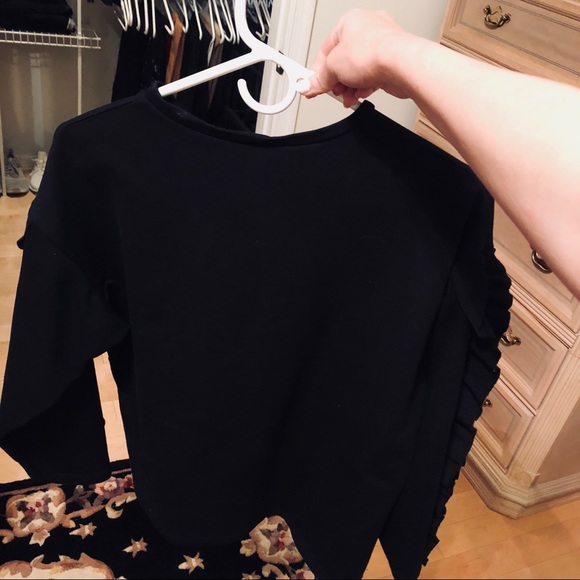 Ruffle sleeve crew sweatshirt - Picture 3 of 3